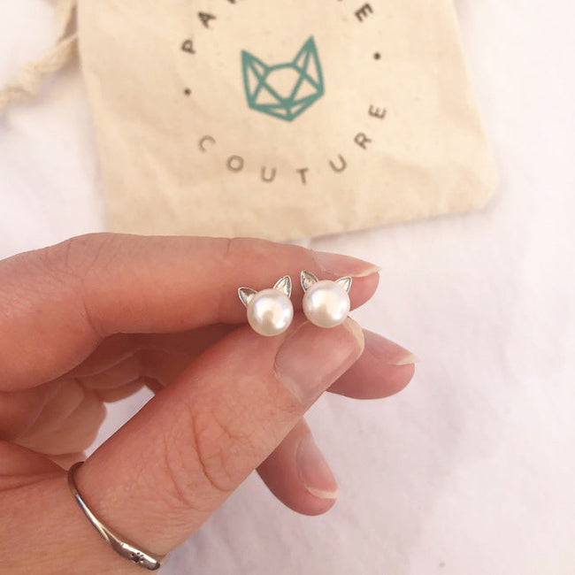 Silver Pearl Cat Earrings Main Image